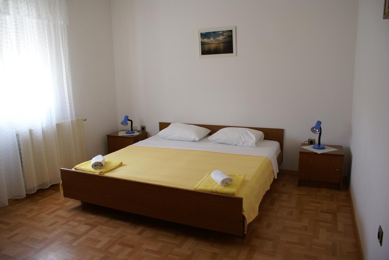 Apartments Nikola คิร์ก ภายนอก รูปภาพ