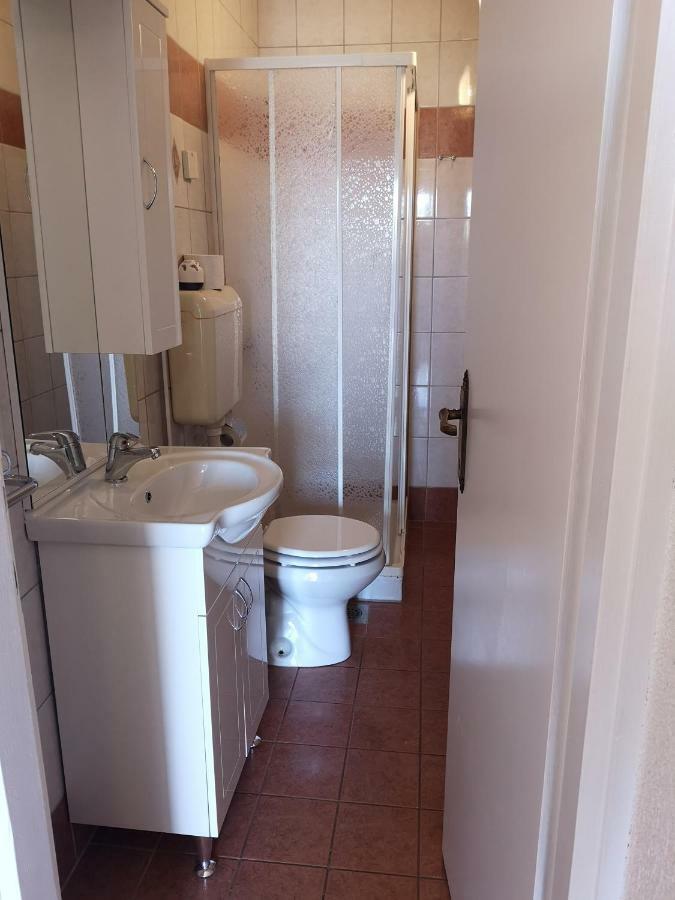 Apartments Nikola คิร์ก ภายนอก รูปภาพ