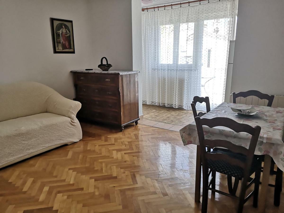 Apartments Nikola คิร์ก ภายนอก รูปภาพ